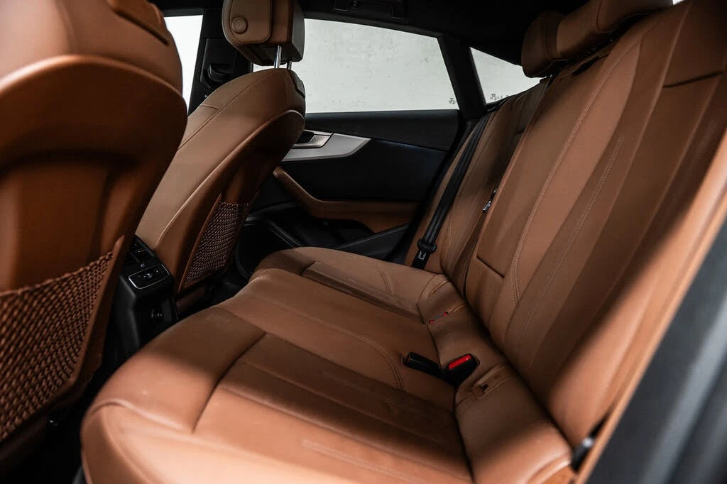 Audi A5 * QUATTRO * PANO * Автокредит * (Цена до България), снимка 12 - Автомобили и джипове - 55587788