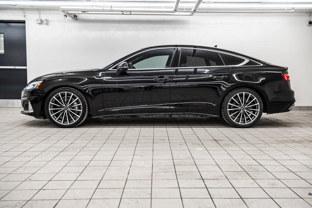 Audi A5 * QUATTRO * PANO * Автокредит * (Цена до България), снимка 4 - Автомобили и джипове - 55587788