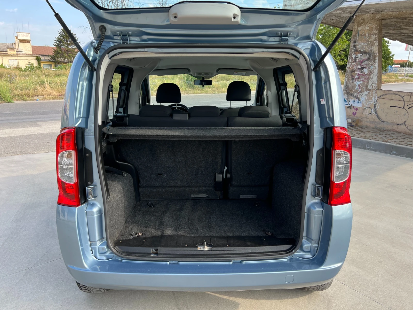 Fiat Qubo 1.3-MULTIJET-ДИЗЕЛ-75к.с, снимка 14 - Автомобили и джипове - 55810942