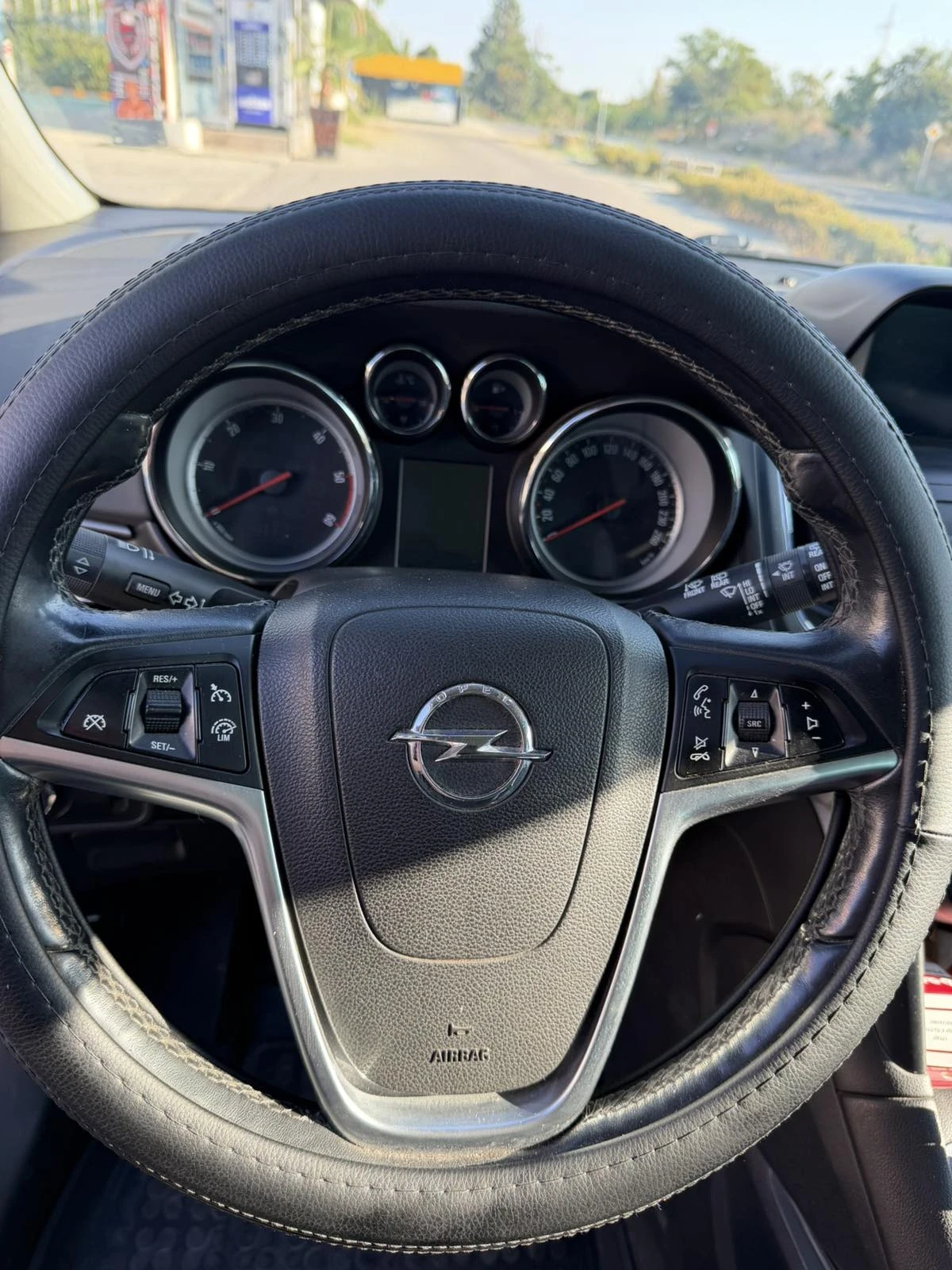 Opel Zafira, снимка 11 - Автомобили и джипове - 55825986