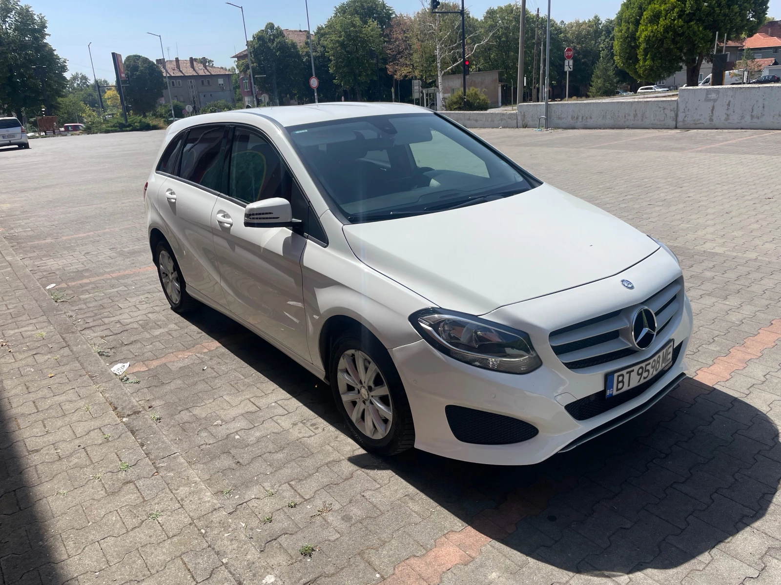 Mercedes-Benz B 220 2 2 cdi, снимка 2 - Автомобили и джипове - 55873128