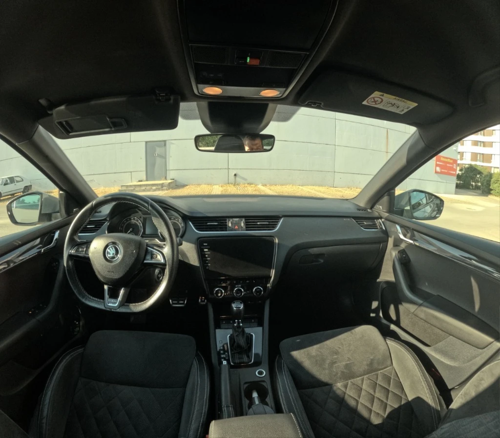 Skoda Octavia VRS 2.0 TDI 4x4 / FULL LED / Canton / Keyless, снимка 9 - Автомобили и джипове - 56066657