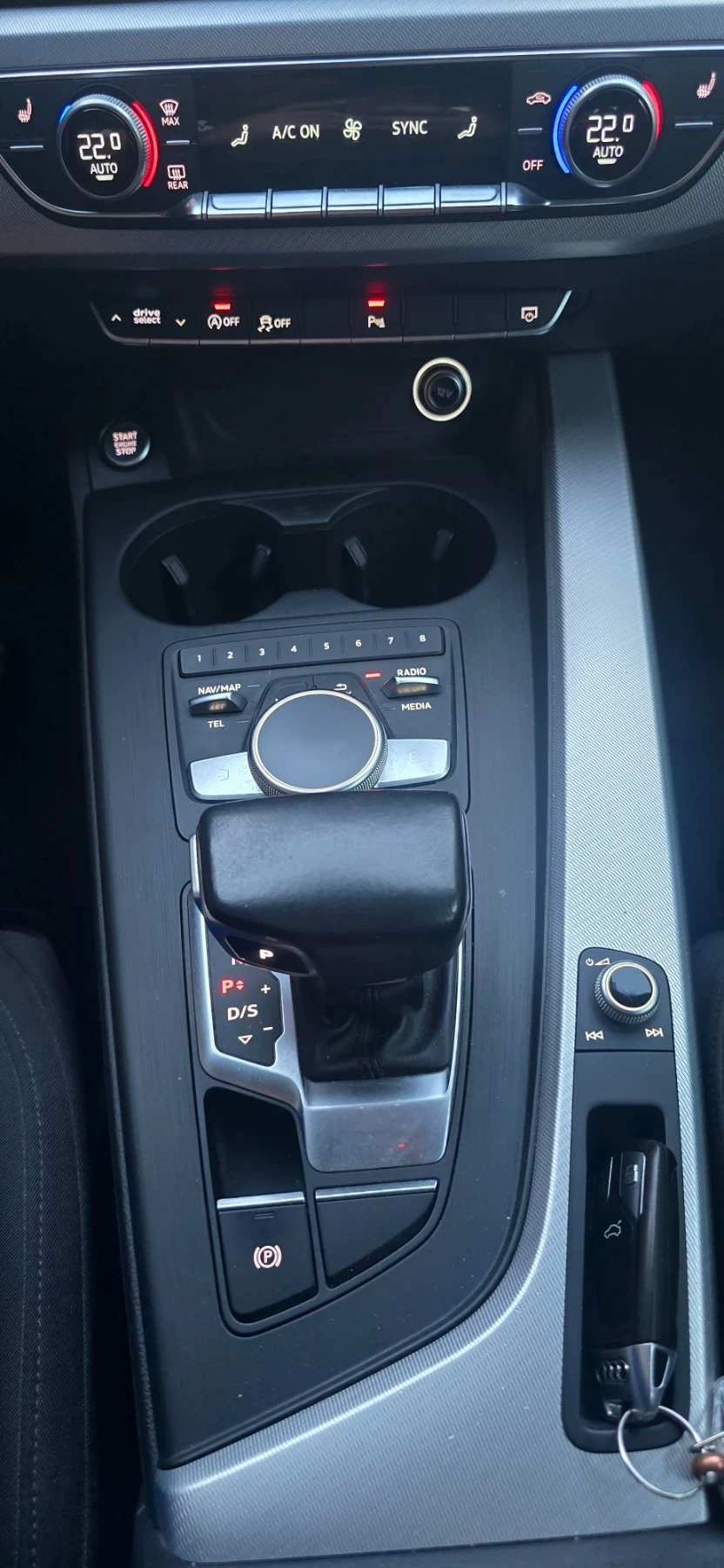 Audi A4, снимка 4 - Автомобили и джипове - 56184158