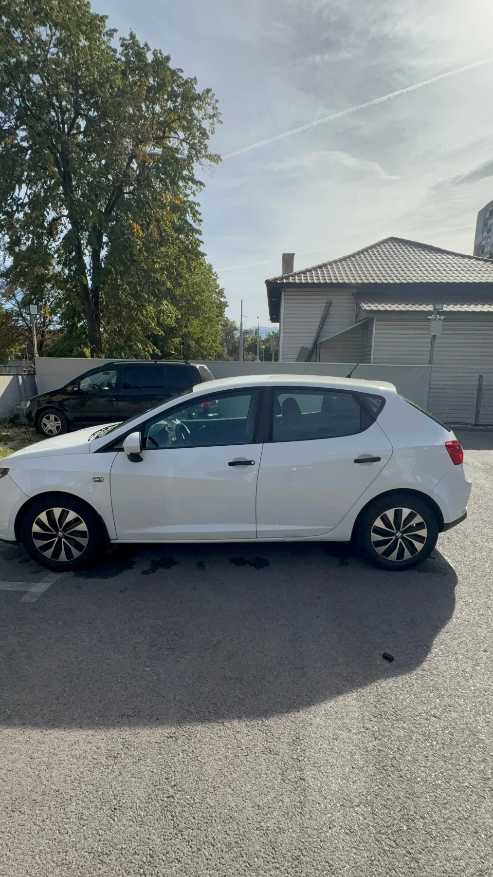 Seat Ibiza, снимка 2 - Автомобили и джипове - 56448274