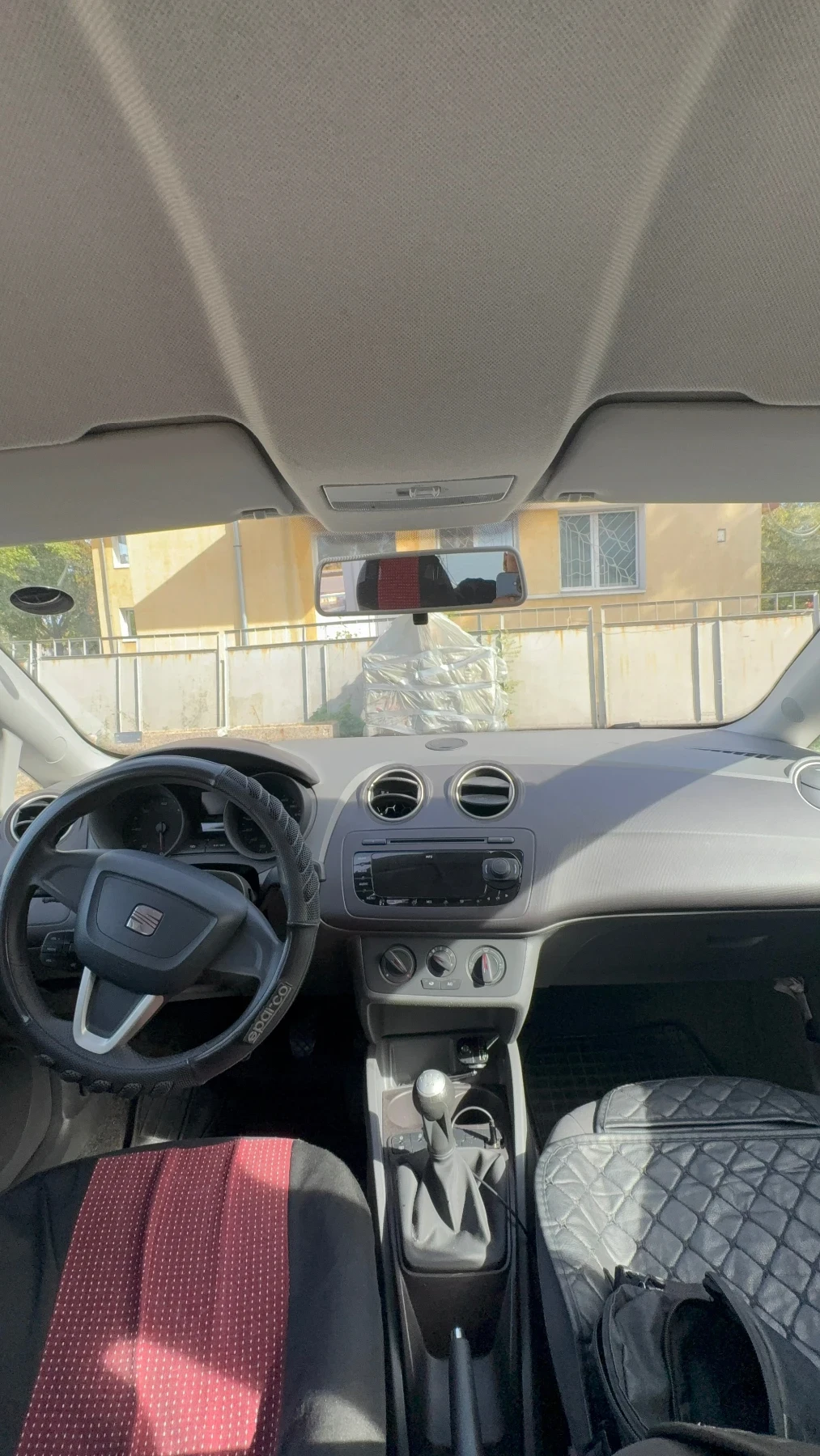 Seat Ibiza, снимка 5 - Автомобили и джипове - 56448274