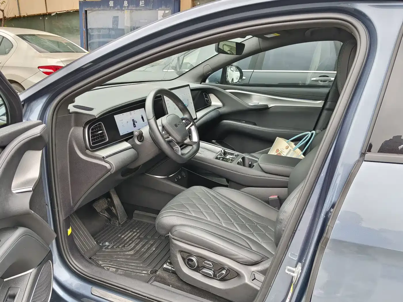 BYD Sealion 7 2024* LONG RANGE* 360* DIS* �����* LED* ������ ��� | Mobile.bg � ����������� 9