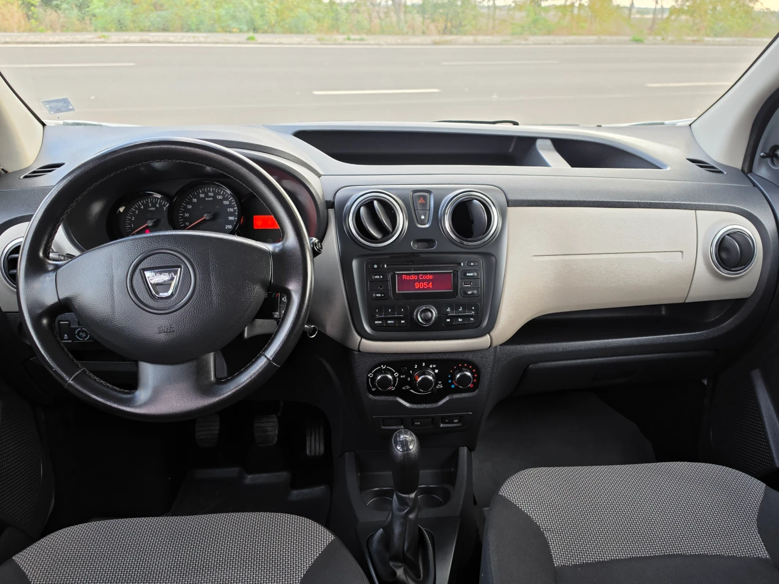 Dacia Dokker 1.6i* ��� | Mobile.bg � ����������� 9