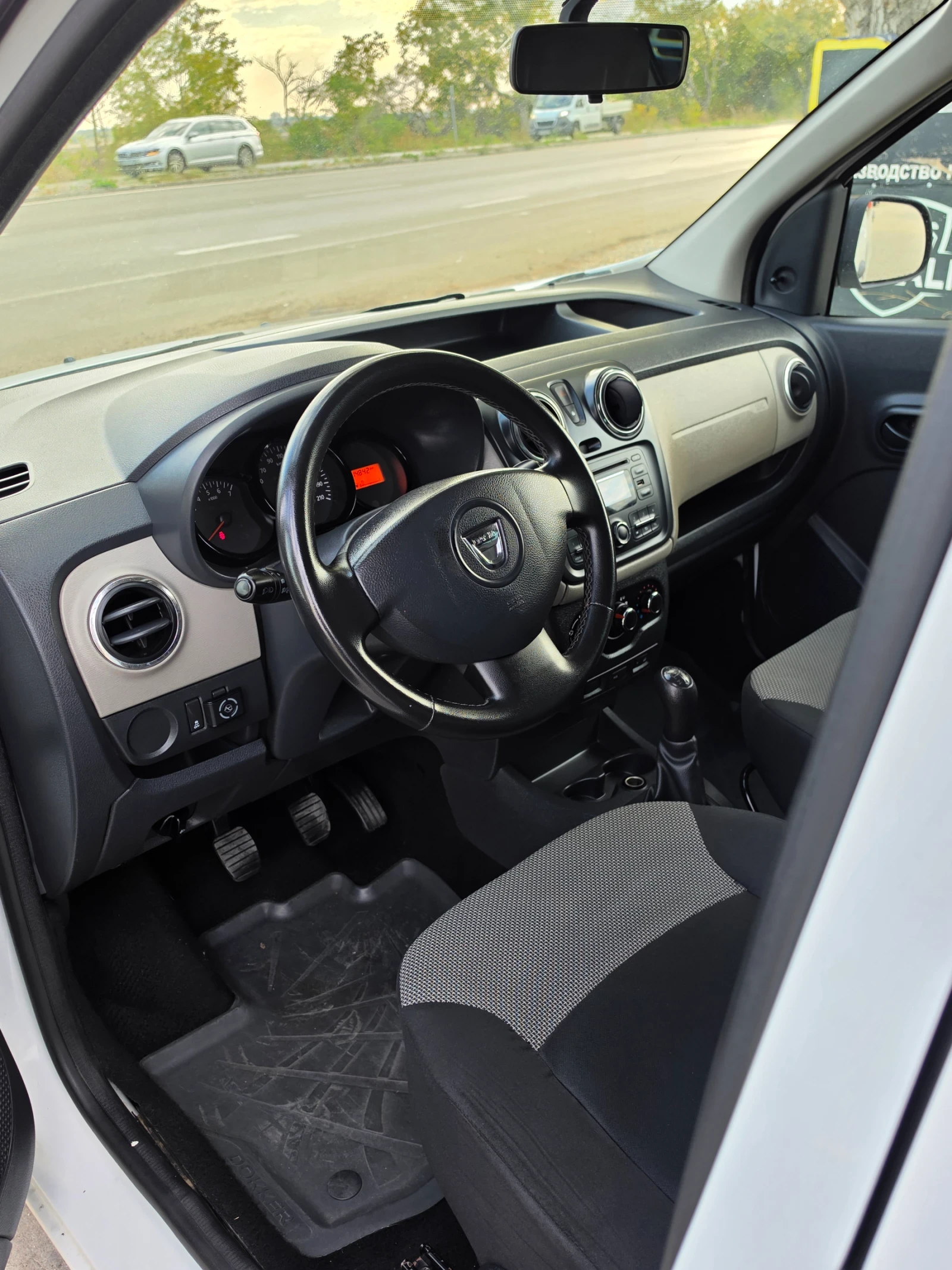 Dacia Dokker 1.6i* ��� | Mobile.bg � ����������� 8