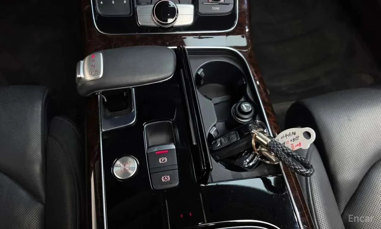 Audi A8, снимка 11 - Автомобили и джипове - 56723493