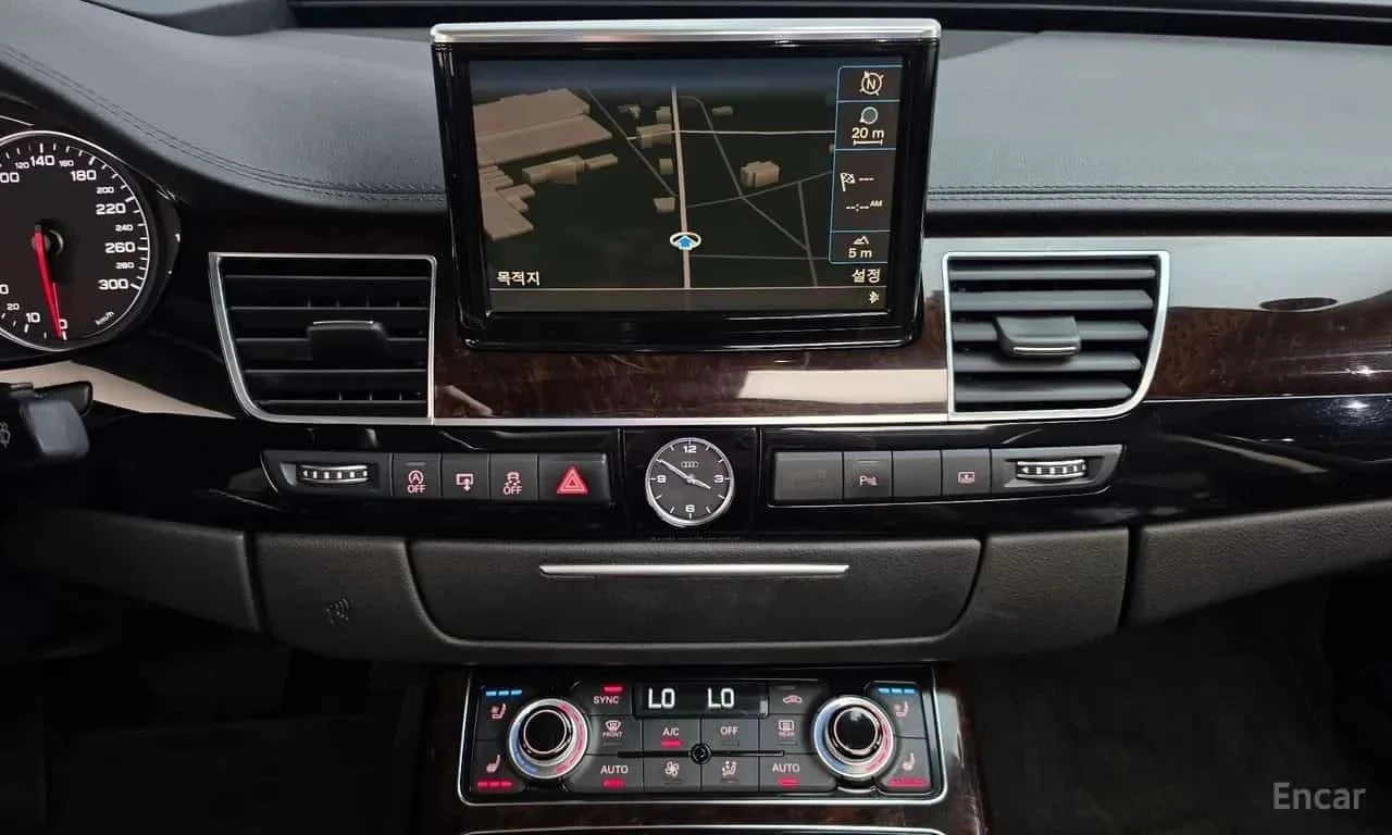 Audi A8, снимка 10 - Автомобили и джипове - 56723493