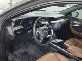 Audi Q8 * AвтоКредит * (ЦЕНА ДО БГ), снимка 11