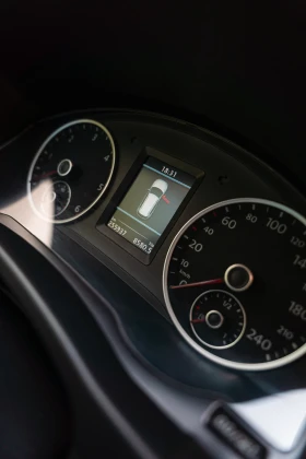 VW Tiguan  2.0 TDI (140 к. с. )   4Motion | Първи собственик, снимка 6