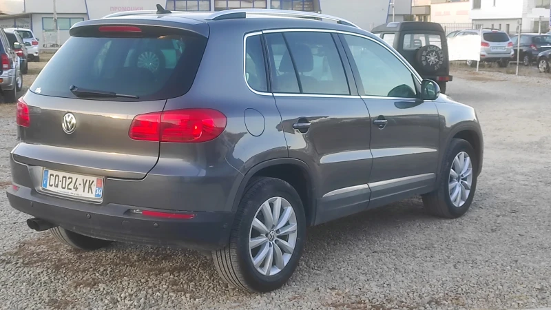 VW Tiguan 2.0 TDI Sport & Style BlueMotion Tech, снимка 3 - Автомобили и джипове - 45579747