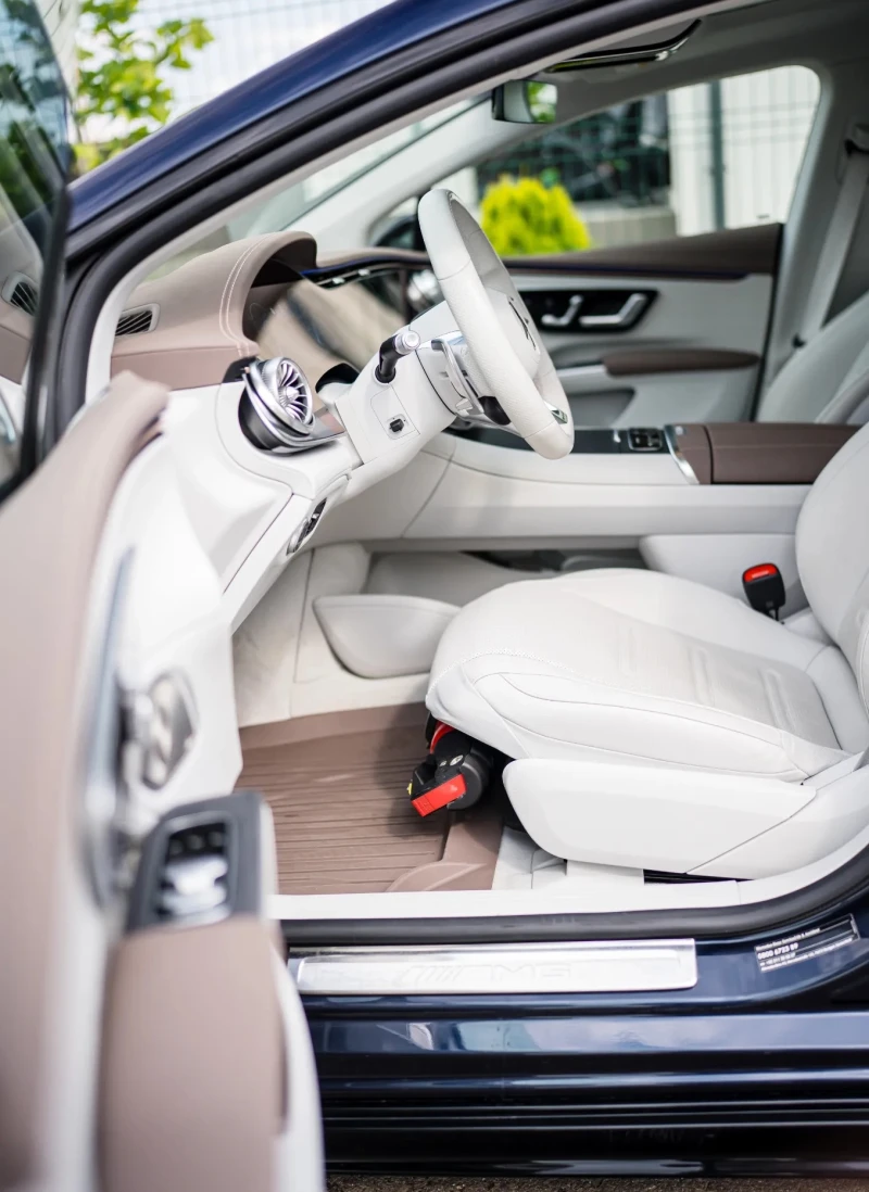 Mercedes-Benz EQS AMG 53 4Matic+ , снимка 6 - Автомобили и джипове - 52213711