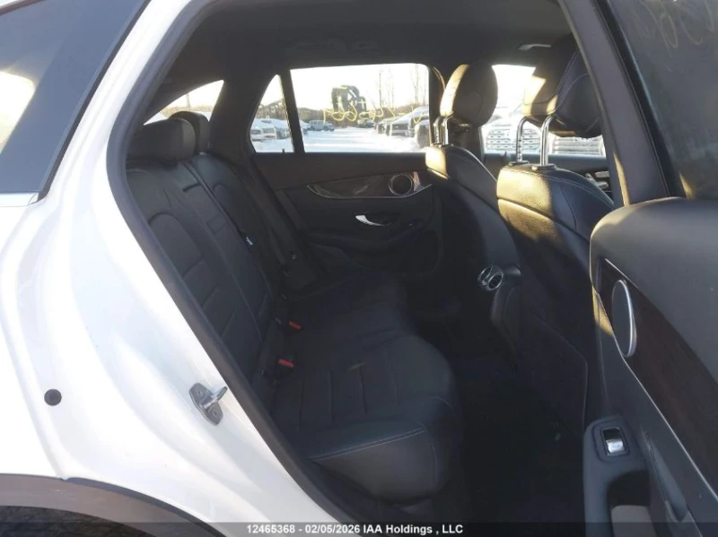 Mercedes-Benz GLC 300 4MATIC* Памет* Подгрев, снимка 8 - Автомобили и джипове - 53415757