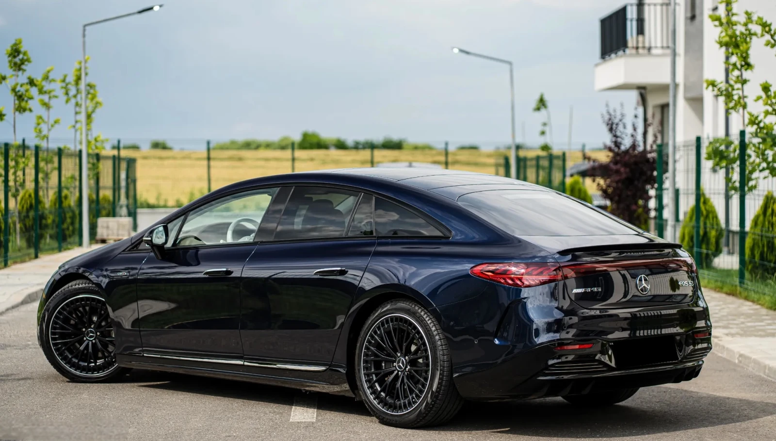 Mercedes-Benz EQE AMG 53 4Matic+  - изображение 2