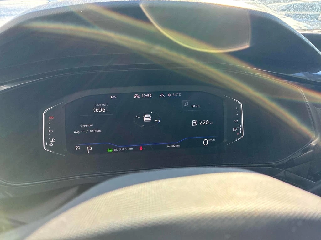 VW Taos Highline  CARFAX - изображение 8