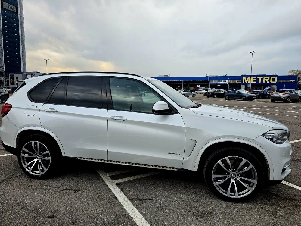 BMW X5 X5 4.0D 313кс 2018g сменени вериги - изображение 6