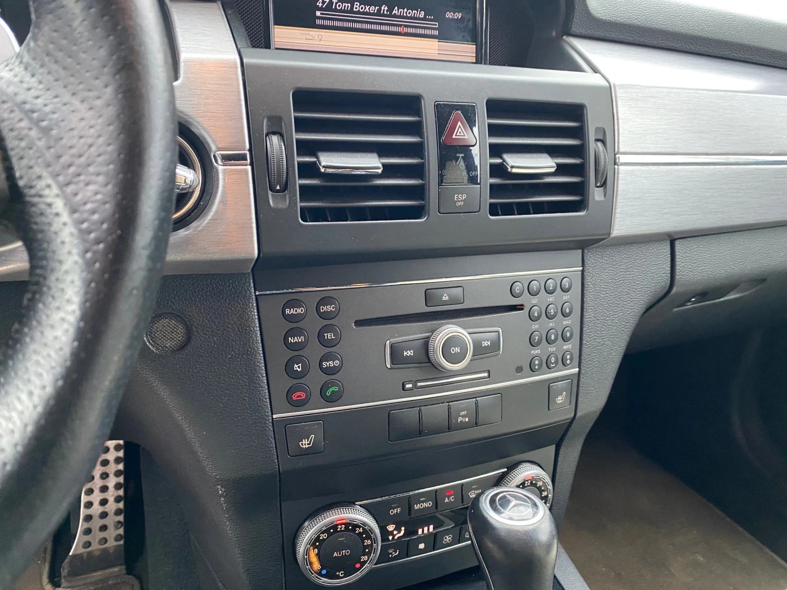 Mercedes-Benz GLK 3200, снимка 10 - Автомобили и джипове - 53713258