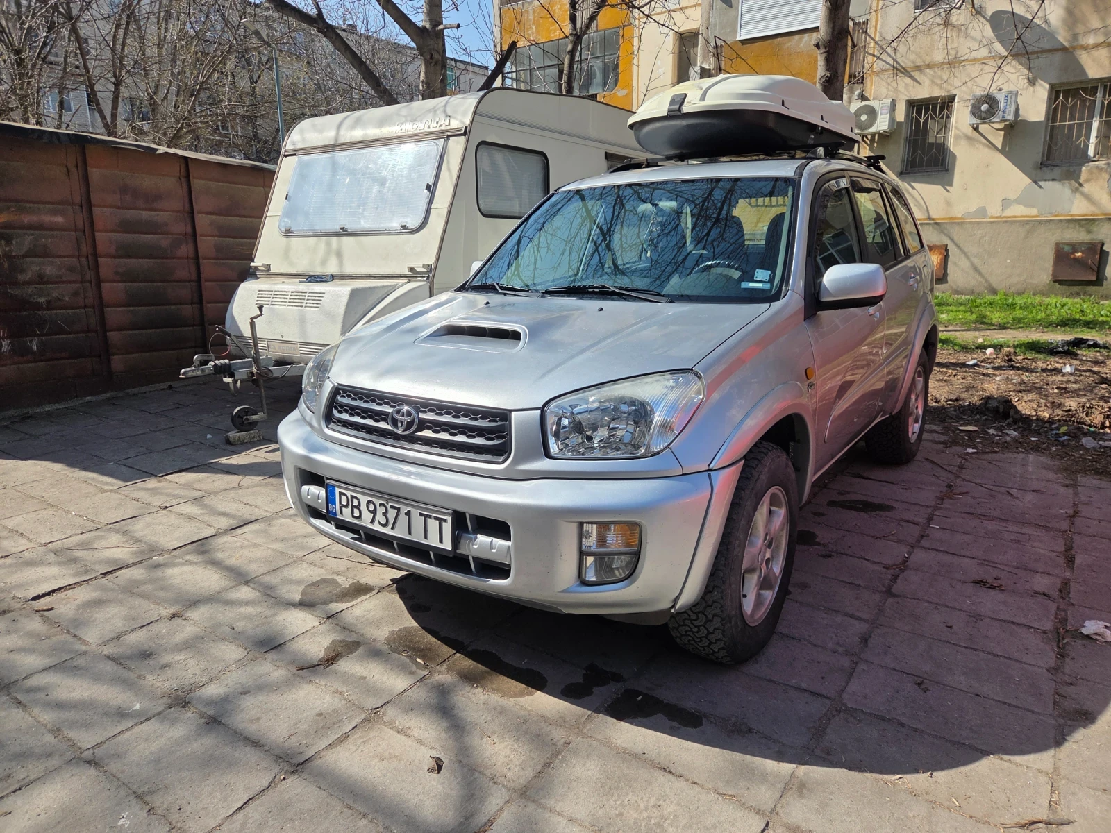 Toyota Rav4 2.0 d4d - изображение 2