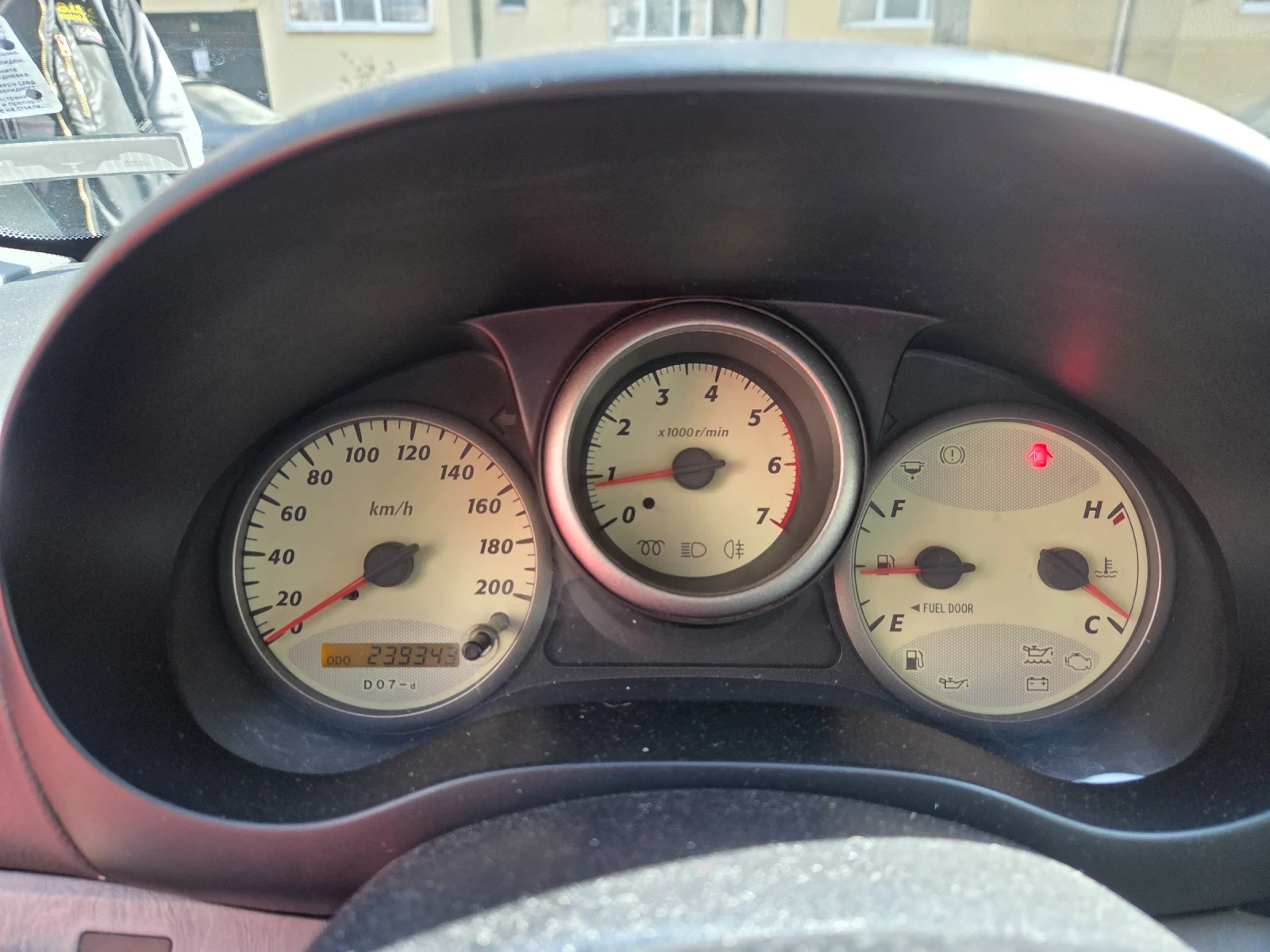 Toyota Rav4 2.0 d4d - изображение 4