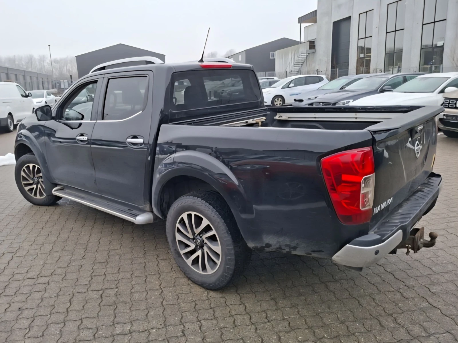 Nissan Navara Double Cab | 2.3D | Automatic , снимка 4 - Автомобили и джипове - 53761238