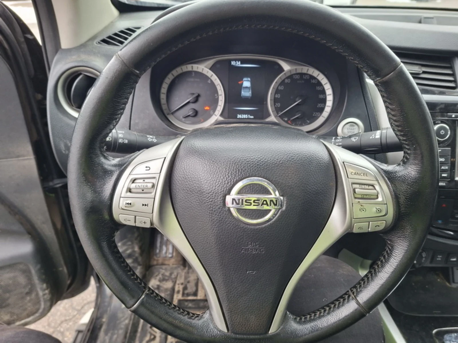 Nissan Navara Double Cab | 2.3D | Automatic , снимка 6 - Автомобили и джипове - 53761238