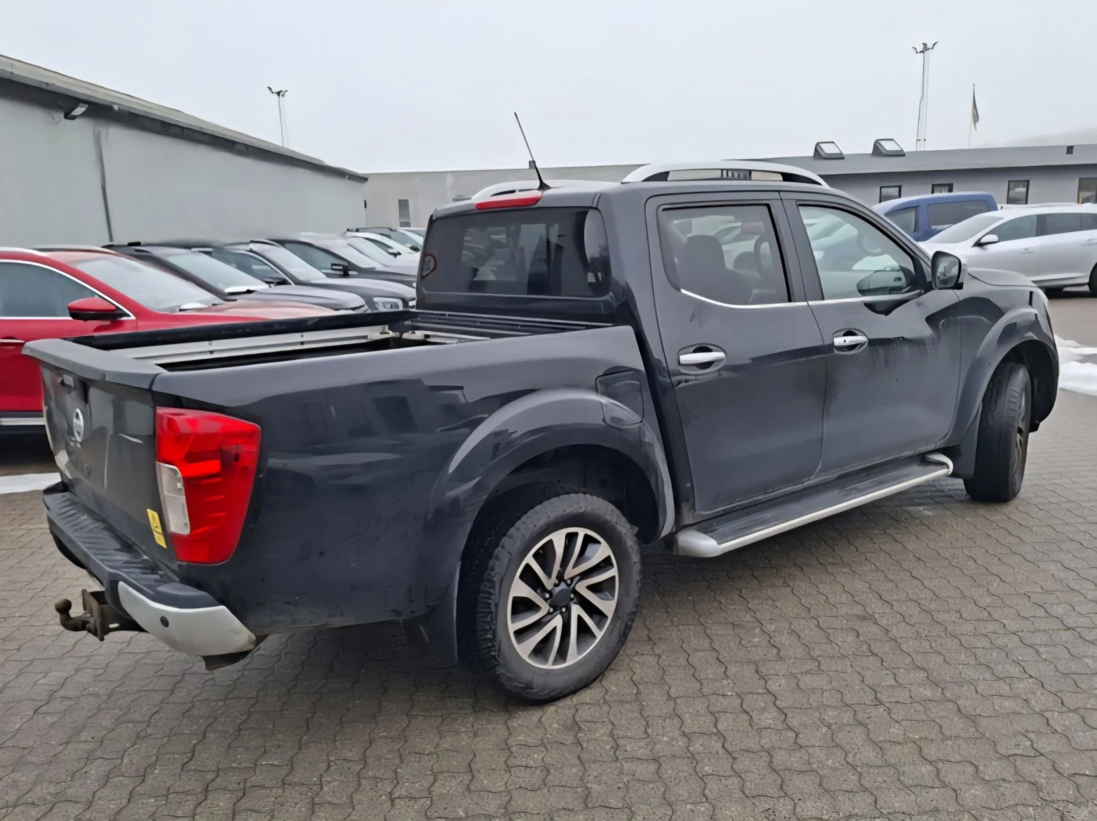 Nissan Navara Double Cab | 2.3D | Automatic , снимка 3 - Автомобили и джипове - 53761238