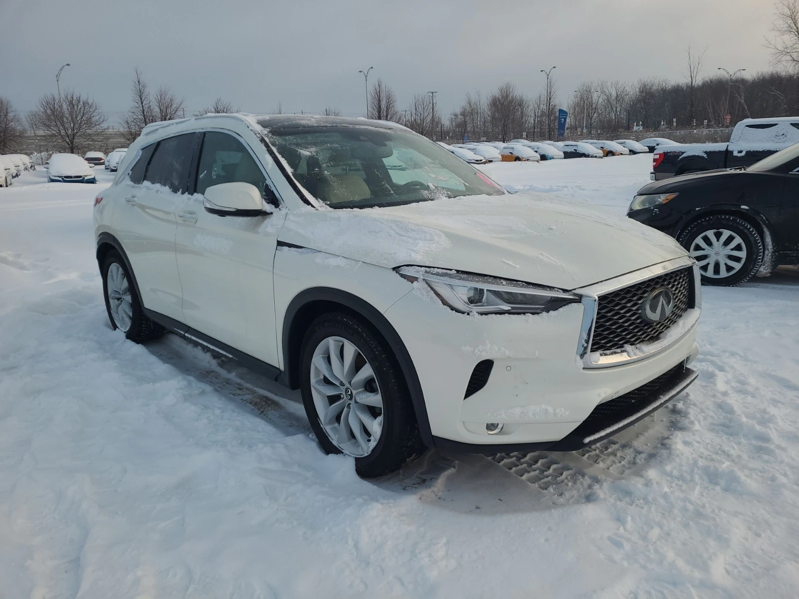 Infiniti QX50 * * CARFAX * * АВТО КРЕДИТ * * , снимка 2 - Автомобили и джипове - 53817459