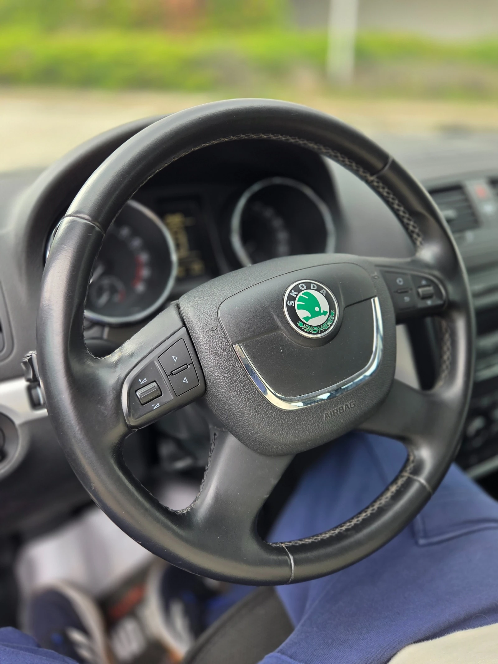 Skoda Yeti 2.0TDI 110�.�. 6 ��. 170���.��. | Mobile.bg � ����������� 6