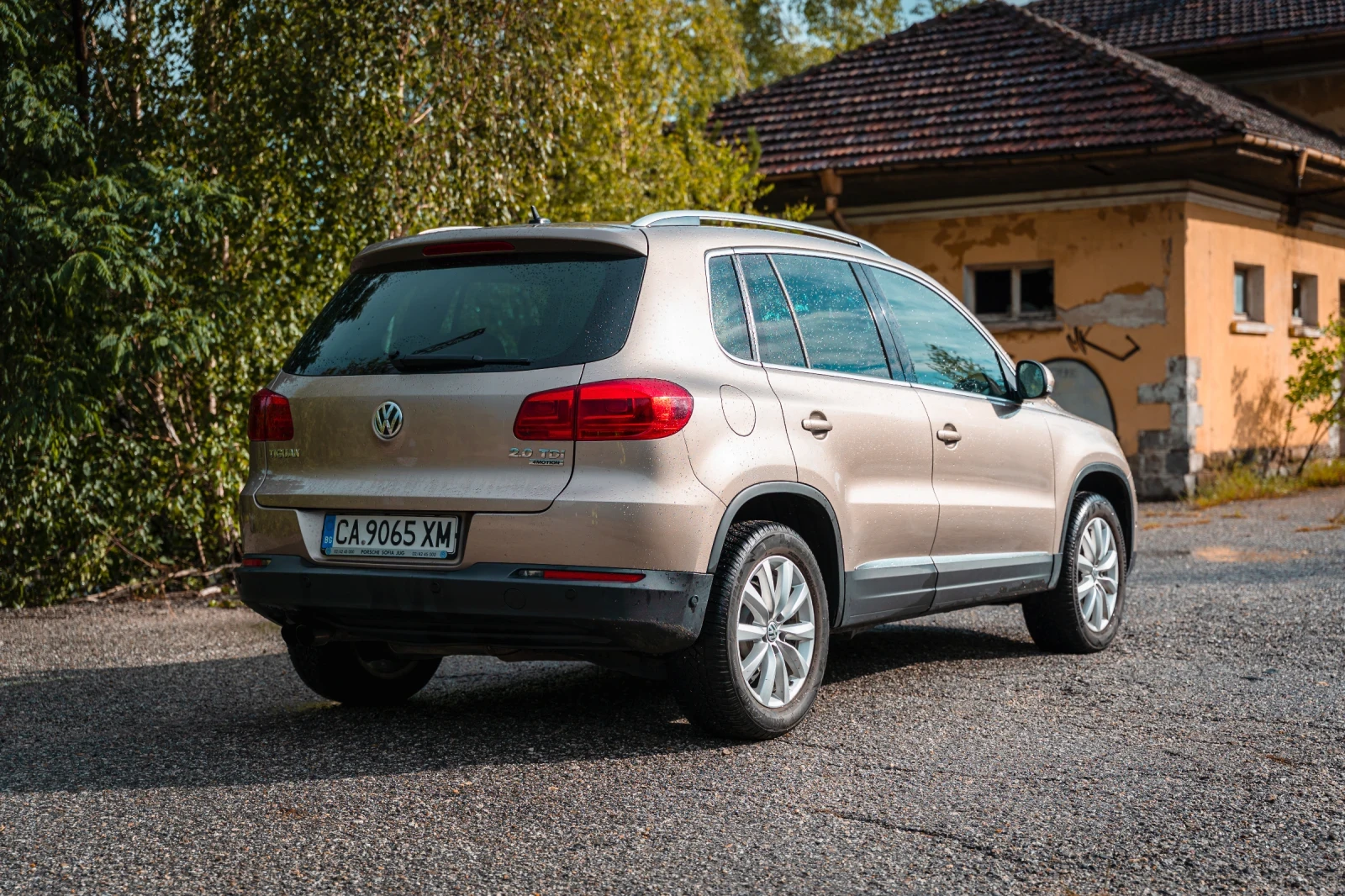 VW Tiguan  2.0 TDI (140 к. с. )   4Motion | Първи собственик, снимка 4 - Автомобили и джипове - 55256755