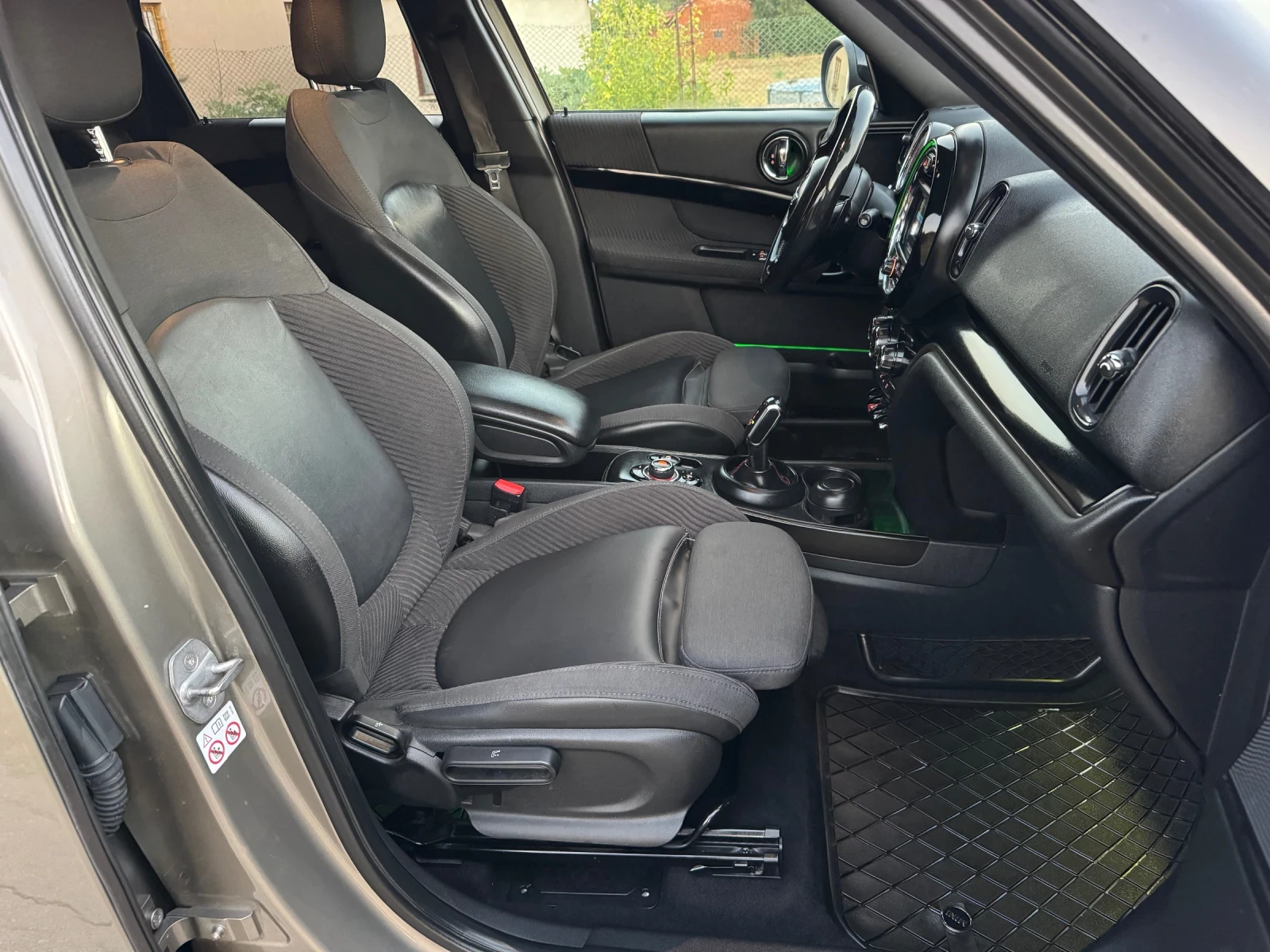 Mini Countryman S  ALL4  KM SERTIFICATI  BLACK EDITION  , снимка 10 - Автомобили и джипове - 55908036