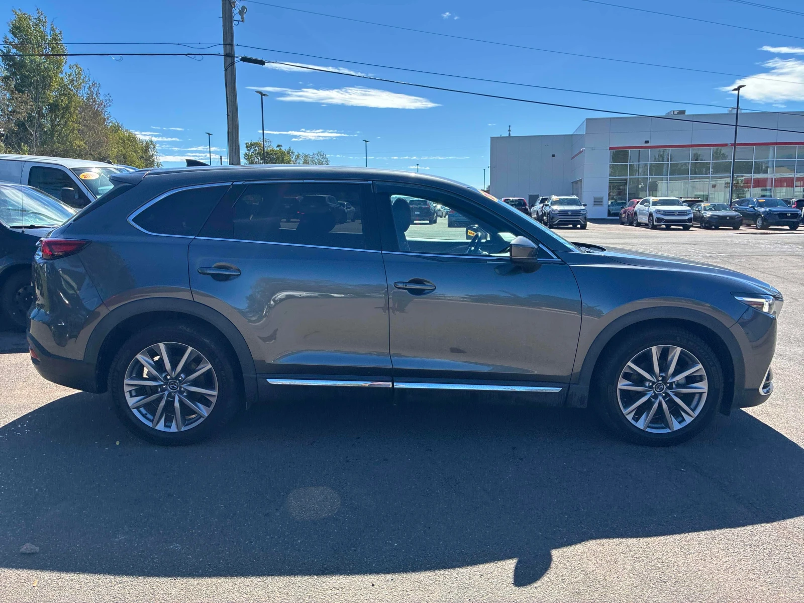 Mazda CX-9 AWD* CARFAX* АВТОКРЕДИТ БЕЗ ПЪРВОНАЧАЛНА ВНОСКА* , снимка 3 - Автомобили и джипове - 56115096