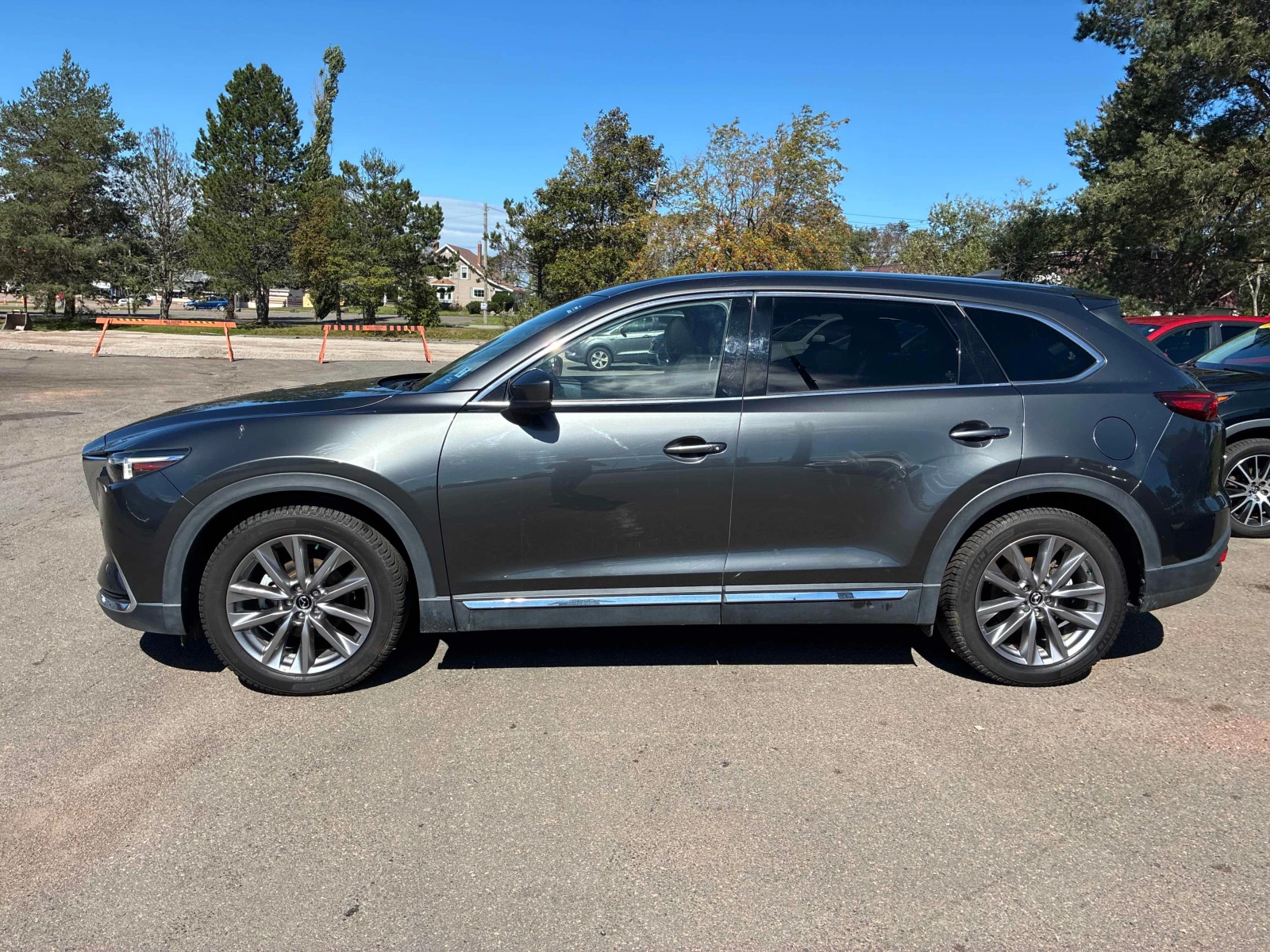 Mazda CX-9 AWD* CARFAX* АВТОКРЕДИТ БЕЗ ПЪРВОНАЧАЛНА ВНОСКА* , снимка 2 - Автомобили и джипове - 56115096
