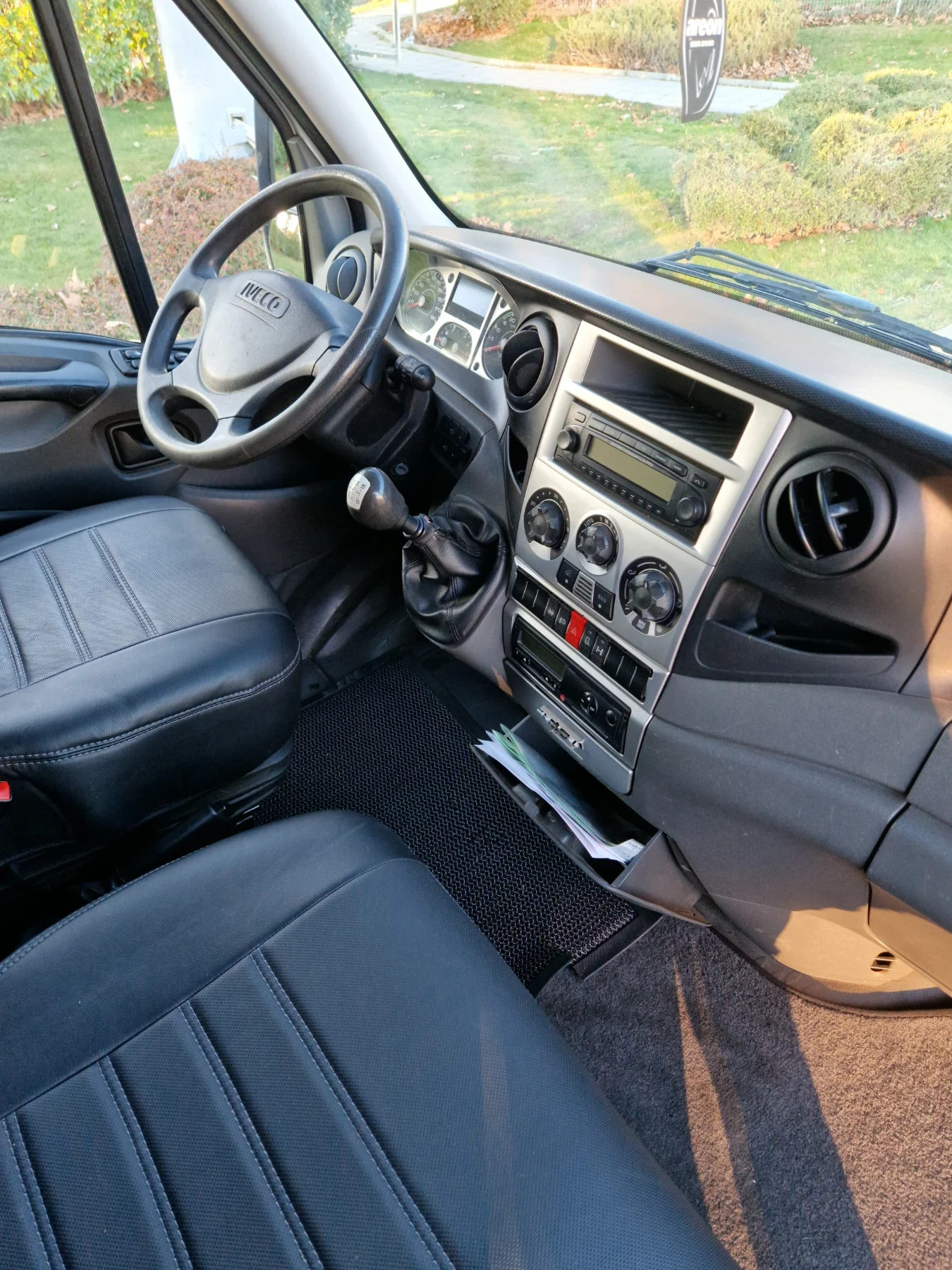 Iveco Daily 40C18, снимка 11 - Бусове и автобуси - 53878775