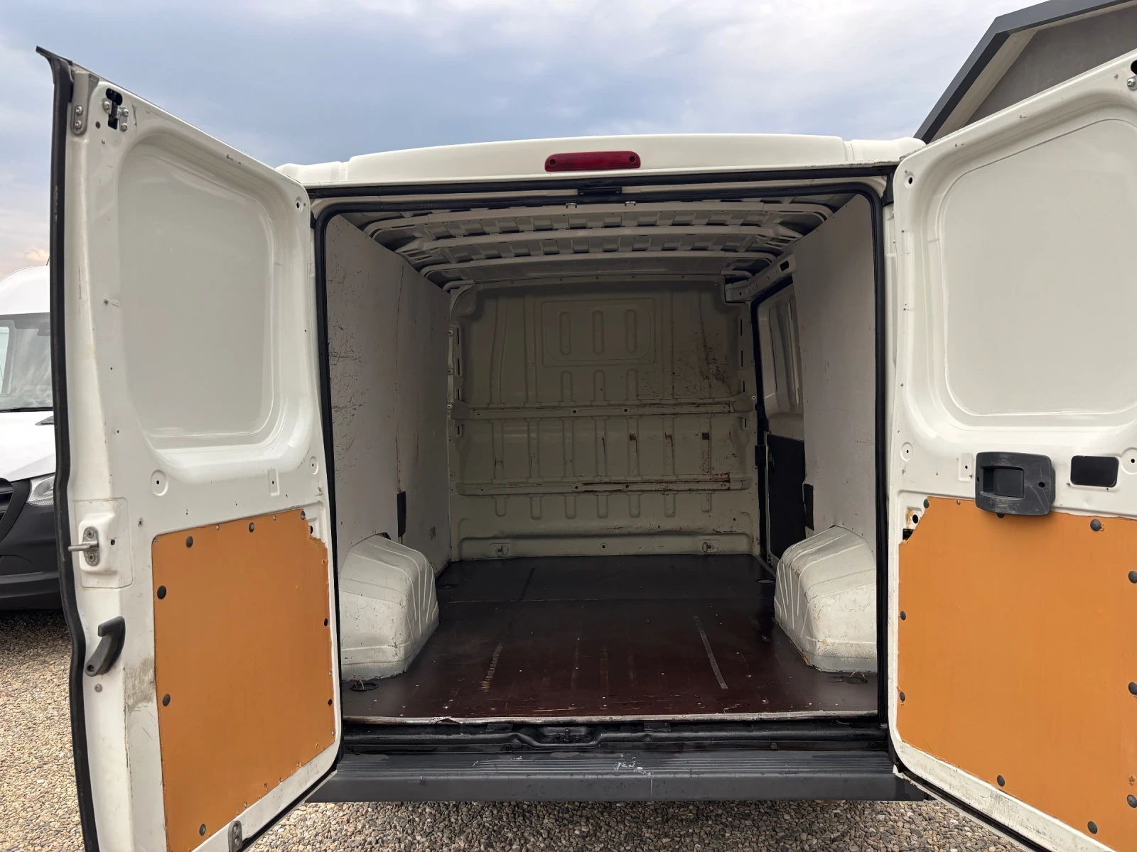 Fiat Ducato 131000КМ КЛИМА EURO5, снимка 6 - Бусове и автобуси - 56042782