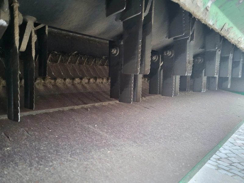 Комбайн John Deere T660i + ХЕДЕР ЛИЗИНГ, снимка 8 - Селскостопанска техника - 51172669