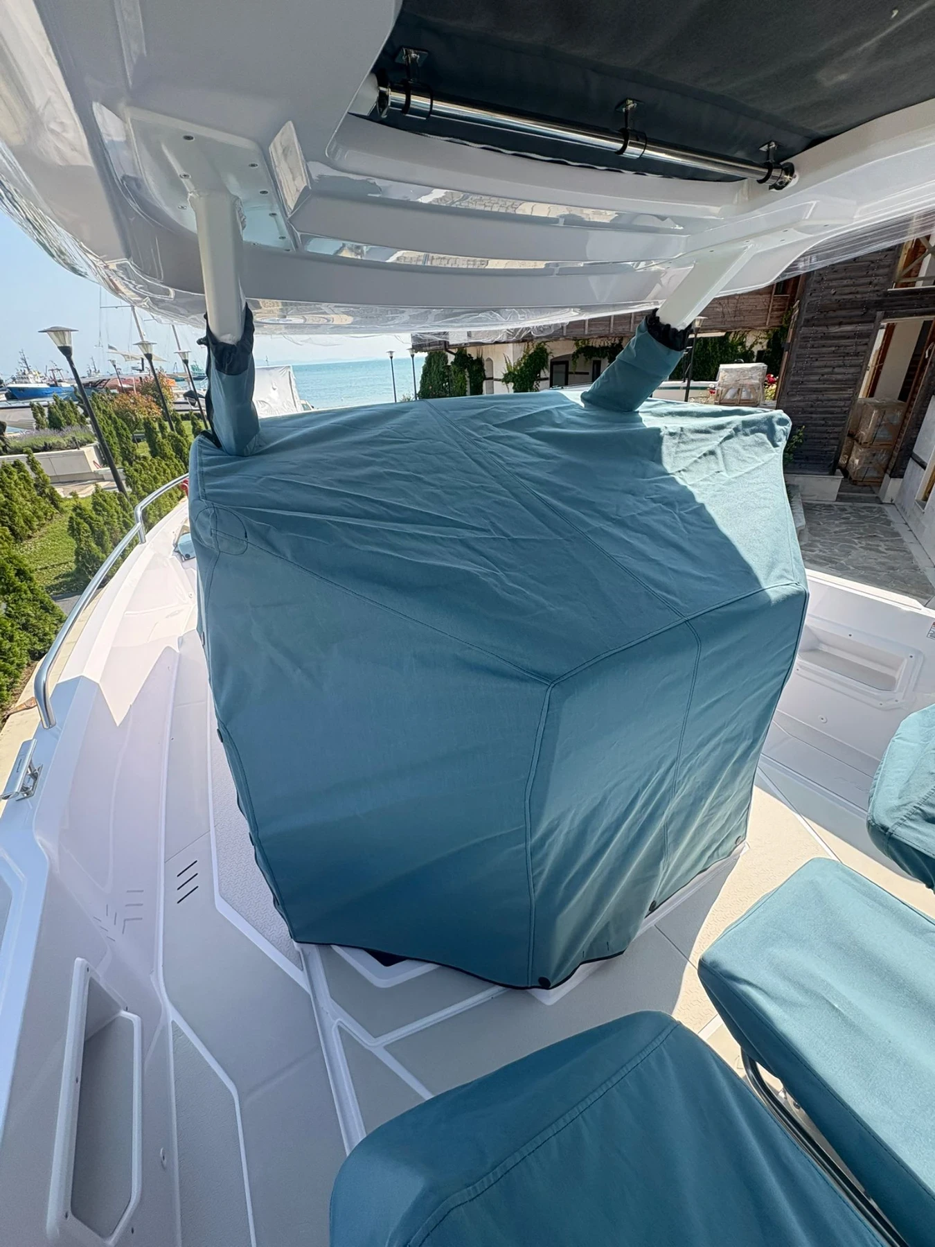   Axopar 29 Sun Top | Mobile.bg   16