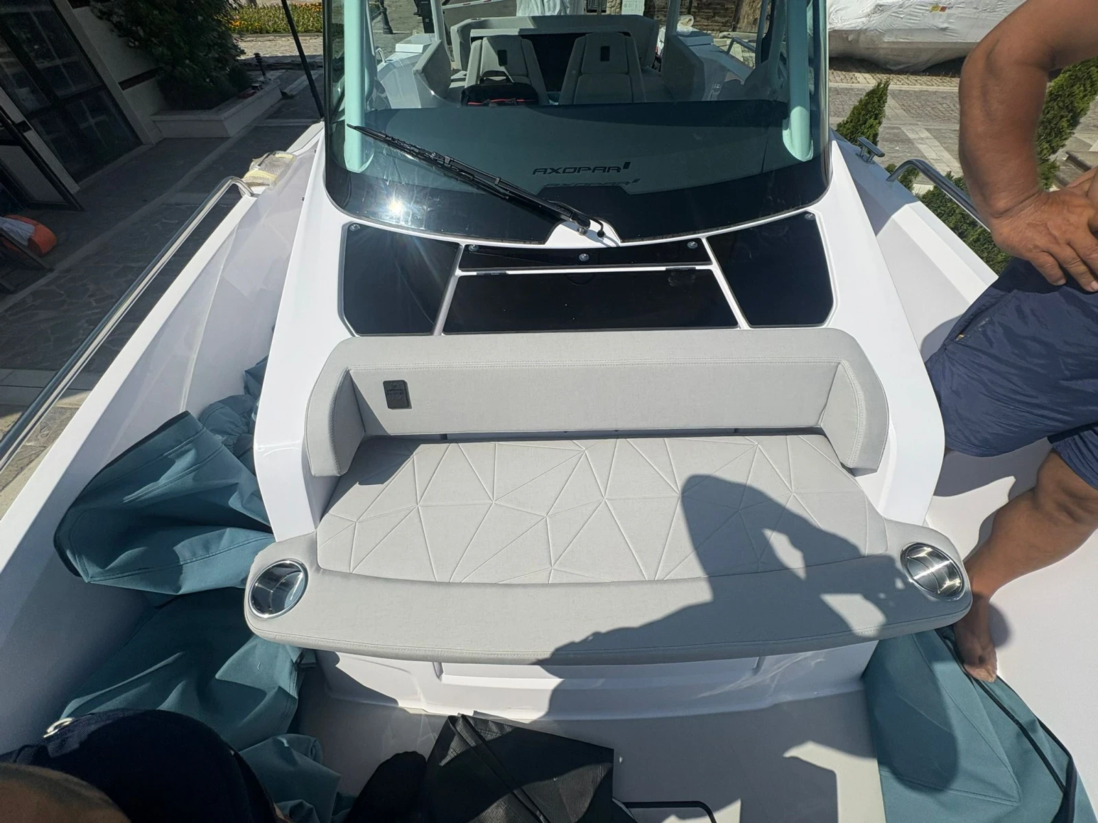   Axopar 29 Sun Top | Mobile.bg   12