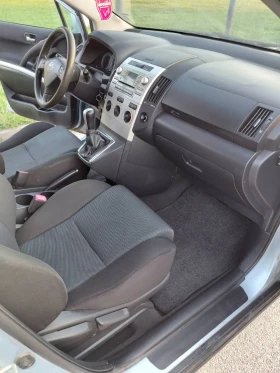 Toyota Corolla verso, снимка 11