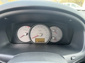 Kia Carens, снимка 6