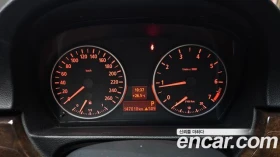 BMW 320, снимка 8