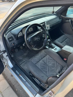Mercedes-Benz C 200, снимка 9