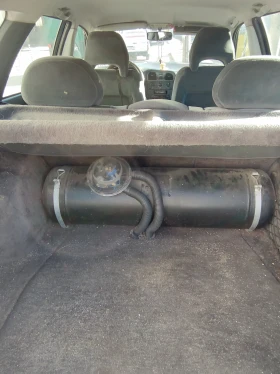 Volvo V40, снимка 2