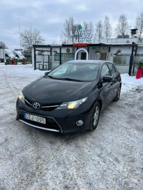 Toyota Auris 1.4 D, снимка 1