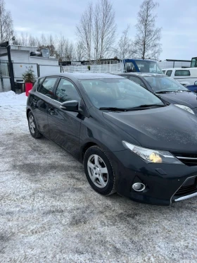 Toyota Auris 1.4 D, снимка 2