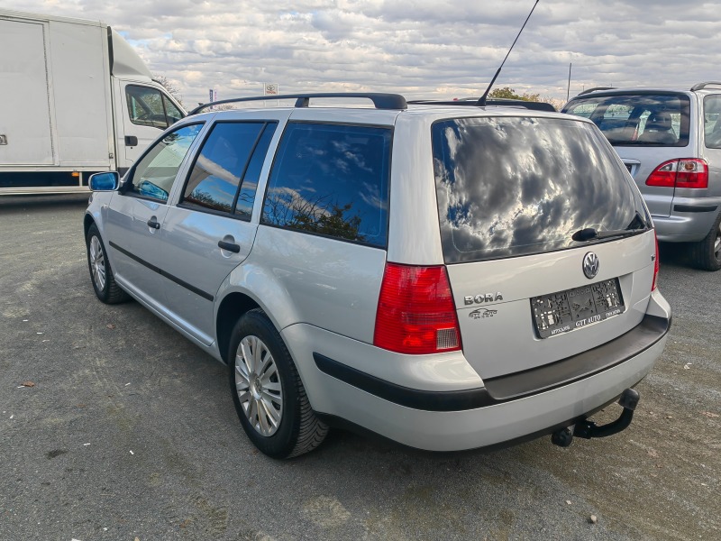 VW Bora 1.6i, снимка 3 - Автомобили и джипове - 44062046