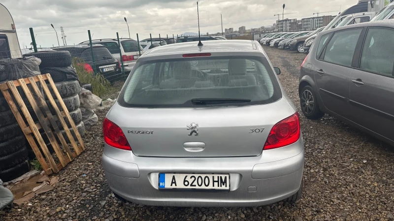 Peugeot 307 1.6Automat, снимка 4 - Автомобили и джипове - 48226350