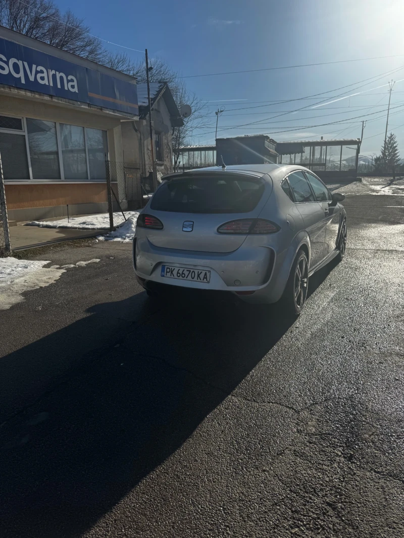 Seat Leon FR, снимка 4 - Автомобили и джипове - 48574392