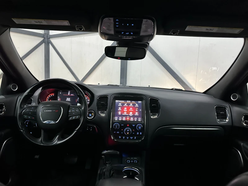 Dodge Durango * 5.7 R/T* DISTRONIC* ОБДУХ* ПОДГРЕВ* , снимка 11 - Автомобили и джипове - 51055348